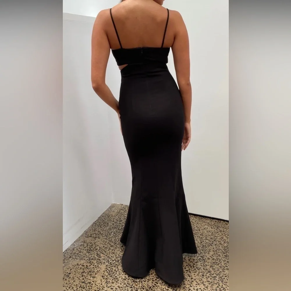 Likely Black Tamarelli Gown Revolve Mermaid Side Cutout Spaghetti Straps Size 14 - Picture 9 of 13
